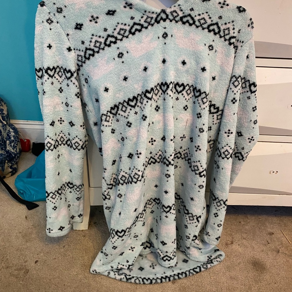 hooded sweater